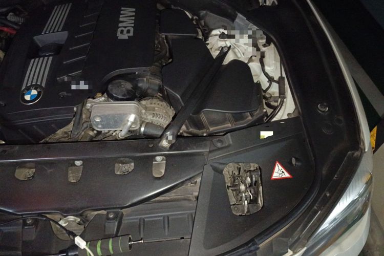Used BMW 7 Series 2014 730Li Premium Edition Engine Bay Left
