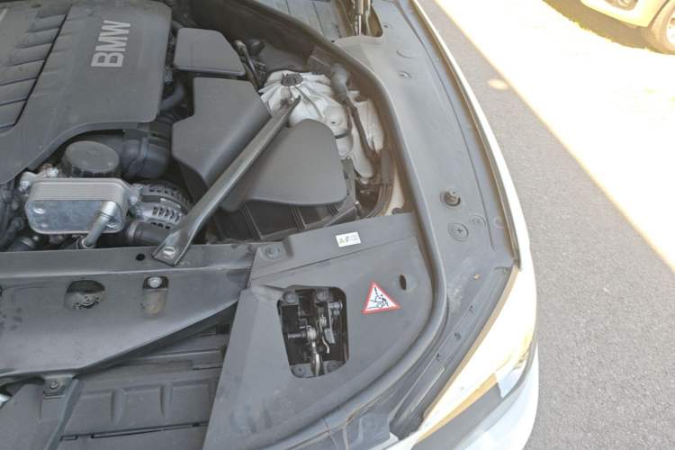 Used BMW 7 Series 2014 730Li Premium Edition Engine Bay Left