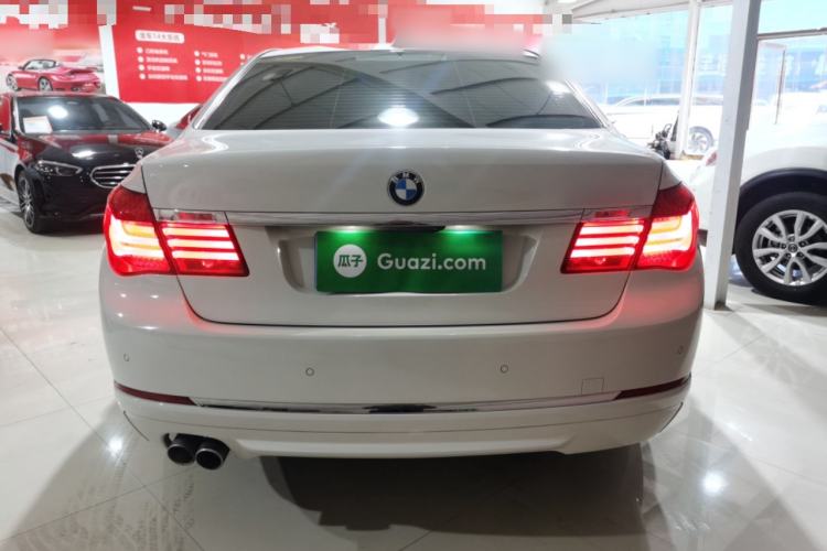 Used BMW 7 Series 2014 730Li Premium Edition Exterior 4
