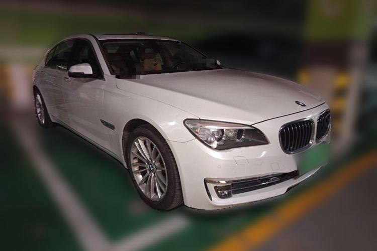 Used BMW 7 Series 2014 730Li Premium Edition Front Right 45 Deg