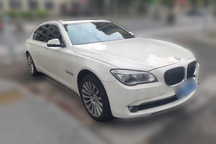 Used BMW 7 Series 2014 730Li Premium Edition Front Right 45 Deg