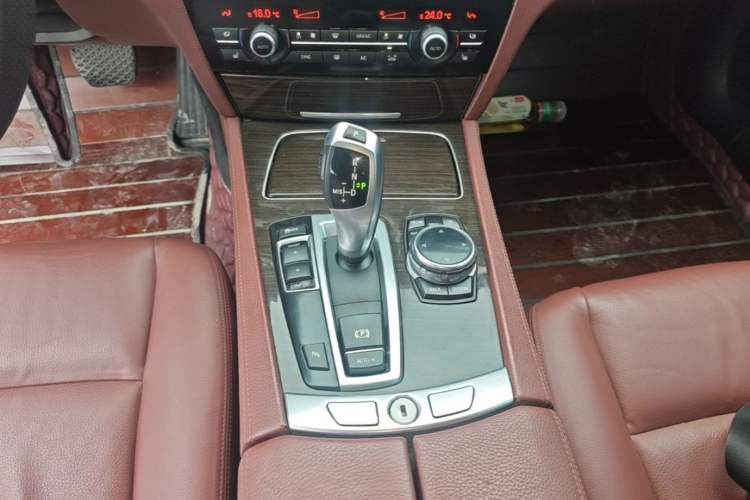 Used BMW 7 Series 2014 730Li Premium Edition Gear Lever