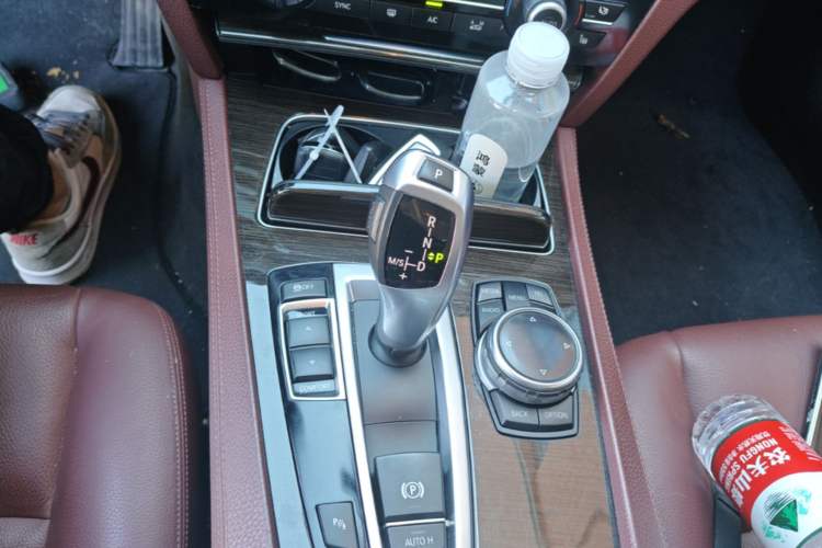 Used BMW 7 Series 2014 730Li Premium Edition Gear Lever