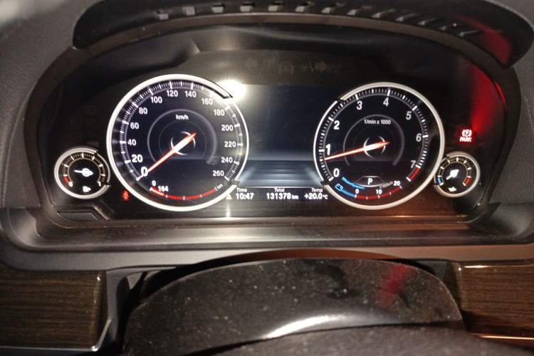 Used BMW 7 Series 2014 730Li Premium Edition Instrument Cluster
