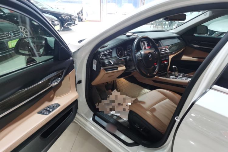 Used BMW 7 Series 2014 730Li Premium Edition Interior 2