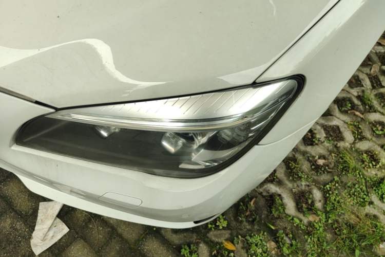 Used BMW 7 Series 2014 730Li Premium Edition Left Front Headlight