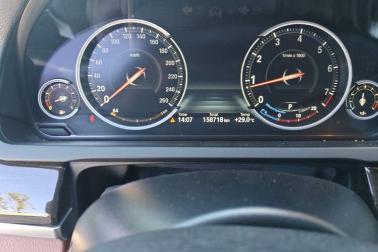 Used BMW 7 Series 2014 730Li Premium Edition Odometer Close Up