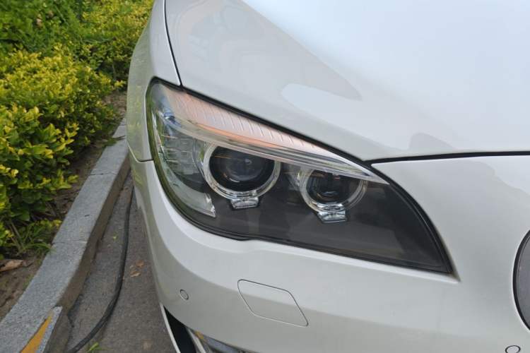 Used BMW 7 Series 2014 730Li Premium Edition Right Front Headlight