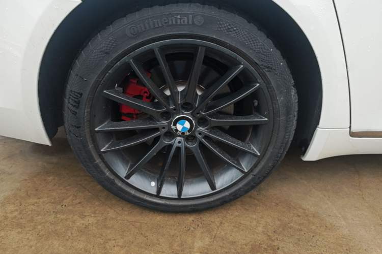 Used BMW 7 Series 2014 730Li Premium Edition Right Rear Wheel Hub