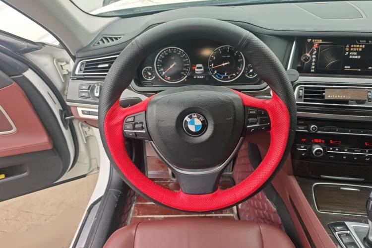 Used BMW 7 Series 2014 730Li Premium Edition Steering Wheel