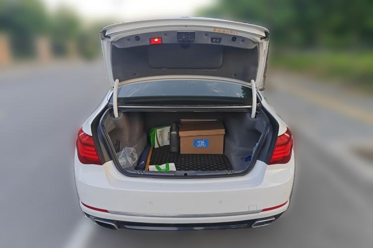 Used BMW 7 Series 2014 730Li Premium Edition Trunk