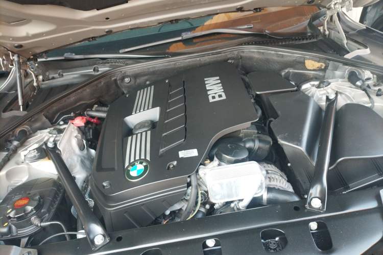 Used BMW 7 Series 2014 730Li Premium Edition Engine Bay
