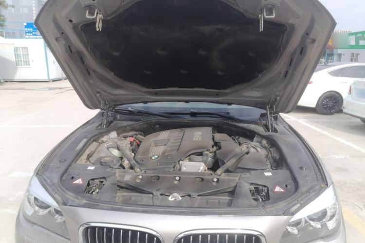Used BMW 7 Series 2014 730Li Premium Edition Engine Bay