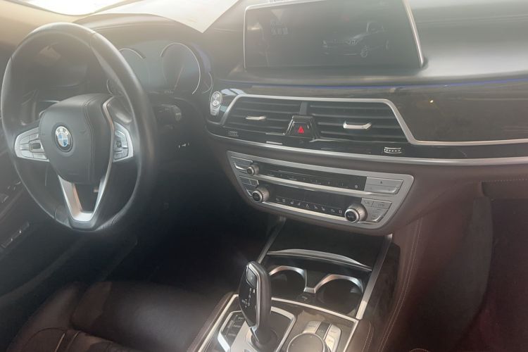 Used BMW 7 Series 2016 730Li Luxury Model Audio And AC Panel