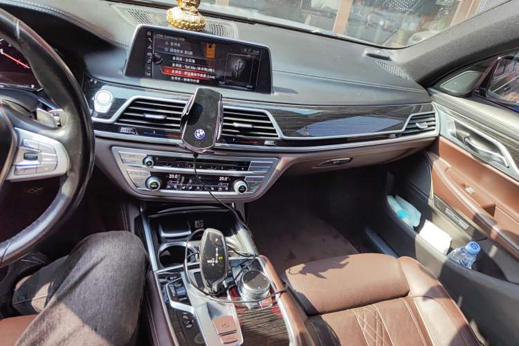 Used BMW 7 Series 2016 730Li Leading Model Audio And AC Panel