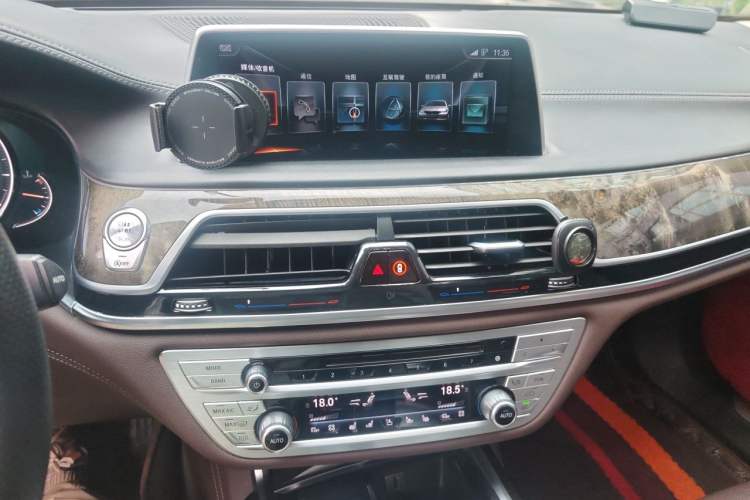 Used BMW 7 Series 2016 740Li Luxury Edition Audio And AC Panel