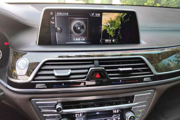 Used BMW 7 Series 2016 730Li Luxury Model Audio And AC Panel