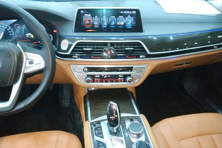Used BMW 7 Series 2016 730Li Leading Model Audio And AC Panel