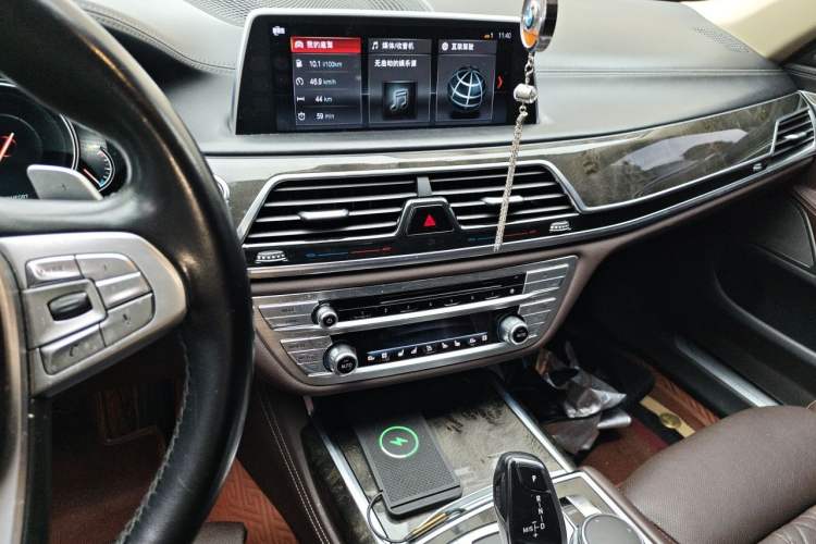 Used BMW 7 Series 2016 740Li Luxury Edition Audio And AC Panel