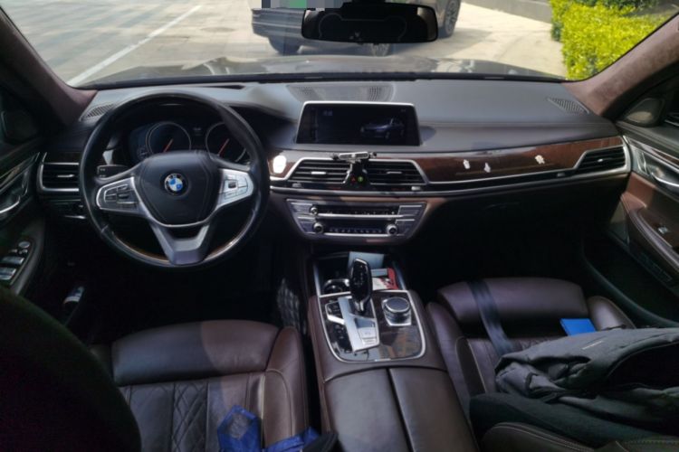 Used BMW 7 Series 2016 740Li Luxury Edition Center Console