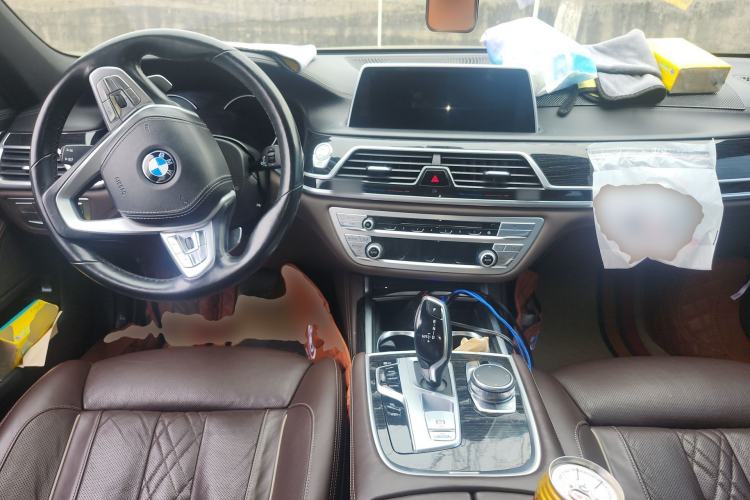 Used BMW 7 Series 2016 730Li Luxury Model Center Console