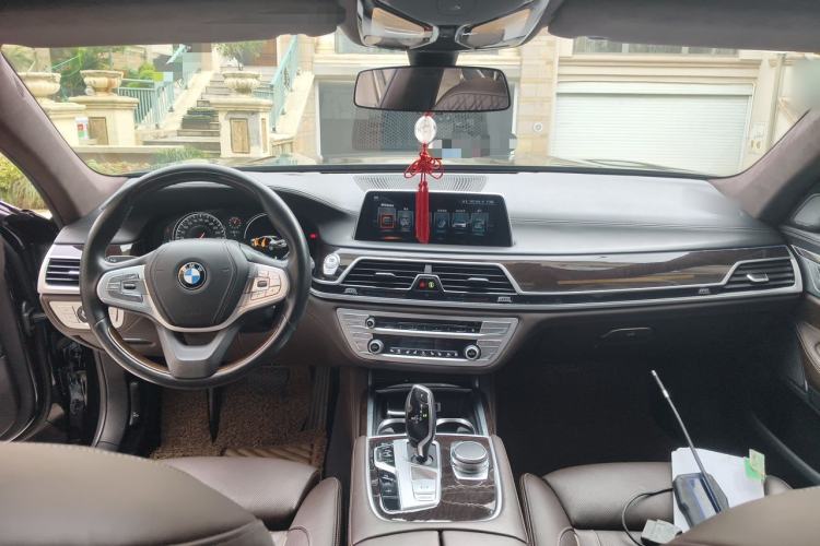 Used BMW 7 Series 2016 740Li Luxury Edition Center Console