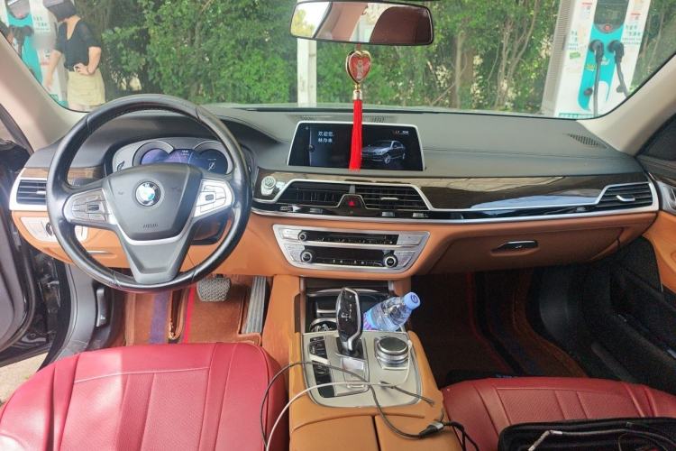 Used BMW 7 Series 2016 730Li Leading Model Center Console
