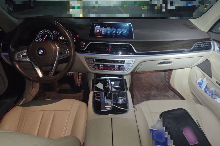 Used BMW 7 Series 2016 730Li Leading Model Center Console