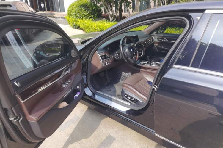 Used BMW 7 Series 2016 740Li Luxury Edition Driver Seat