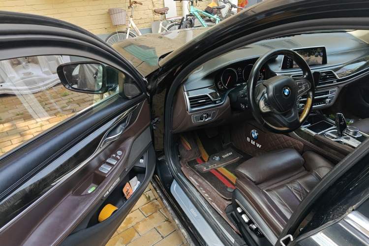 Used BMW 7 Series  Driver Seat