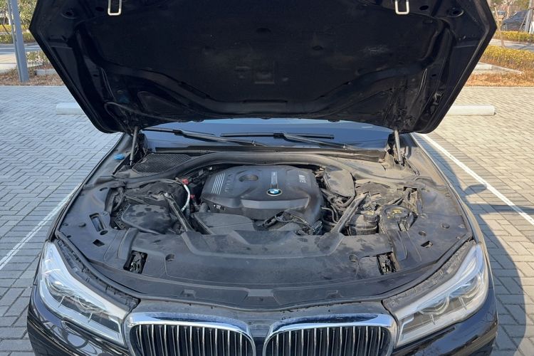 Used BMW 7 Series 2016 730Li Leading Model Engine Bay