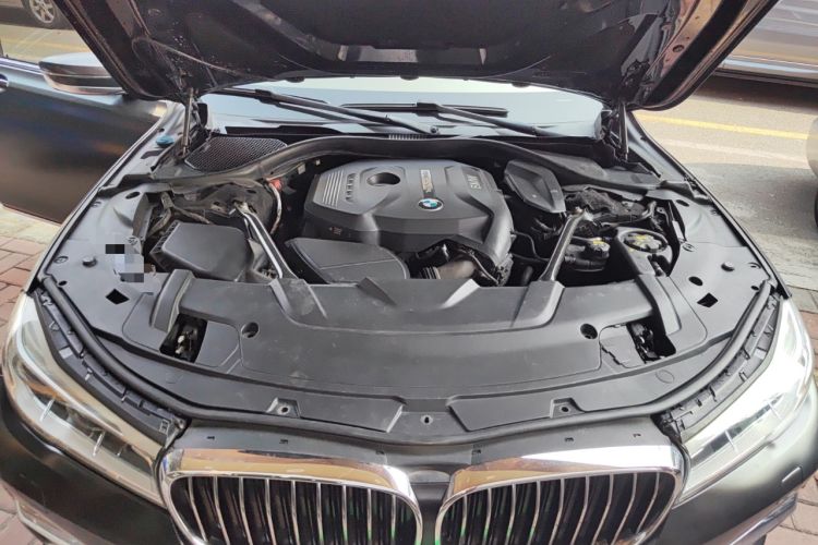 Used BMW 7 Series 2016 730Li Leading Model Engine Bay