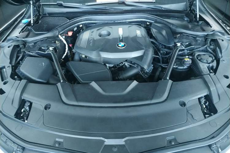 Used BMW 7 Series 2016 730Li Leading Model Engine Bay