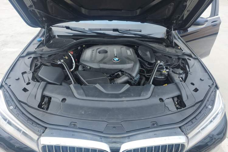 Used BMW 7 Series 2016 730Li Luxury Model Engine Bay