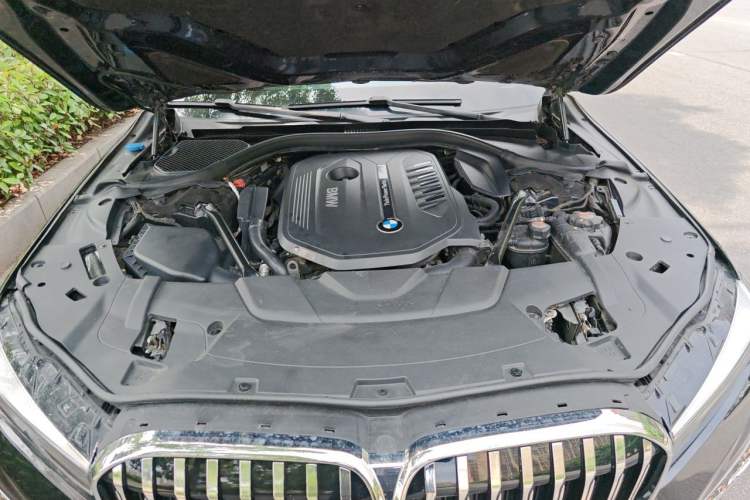 Used BMW 7 Series 2016 740Li Luxury Edition Engine Bay