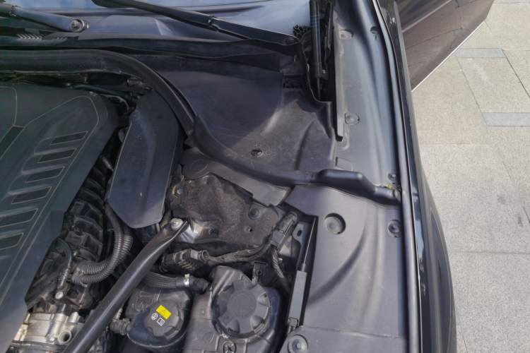 Used BMW 7 Series 2016 740Li Luxury Edition Engine Bay Left