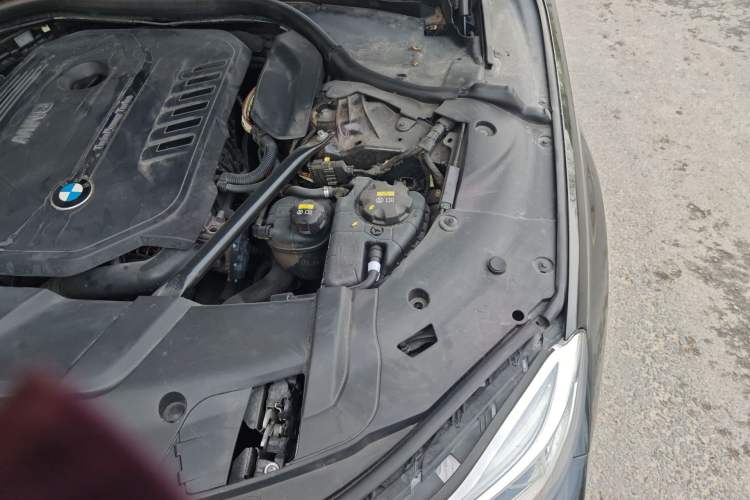 Used BMW 7 Series 2016 740Li Luxury Edition Engine Bay Left