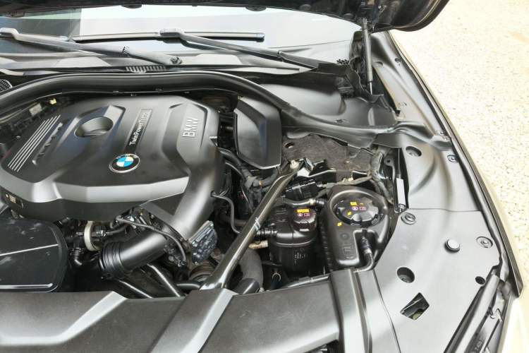 Used BMW 7 Series 2016 730Li Leading Model Engine Bay Left