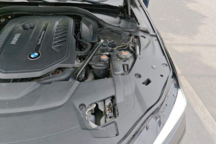 Used BMW 7 Series 2016 740Li Luxury Edition Engine Bay Left
