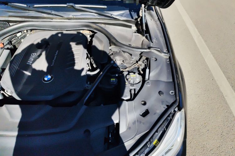 Used BMW 7 Series 2016 740Li Luxury Edition Engine Bay Left