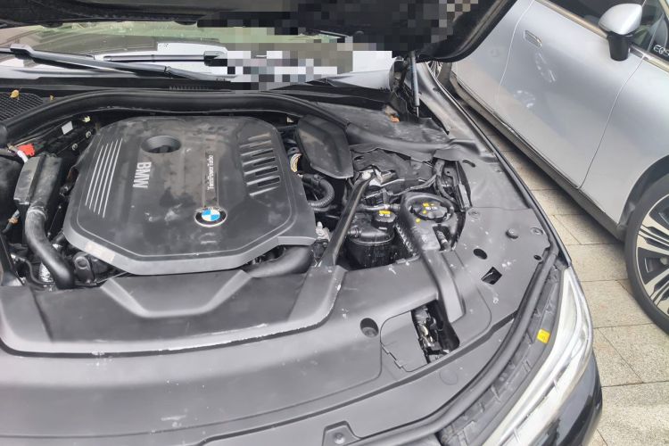 Used BMW 7 Series 2016 740Li Luxury Edition Engine Bay Left