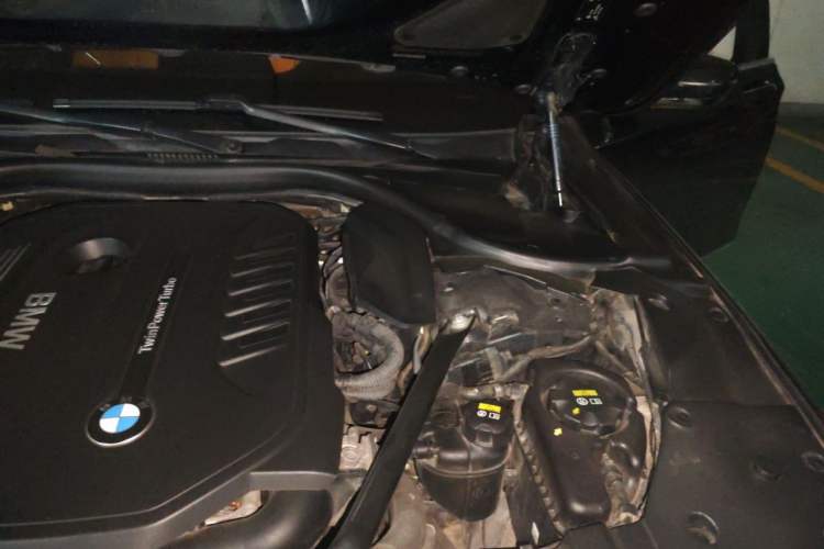 Used BMW 7 Series 2016 740Li Luxury Edition Engine Bay Left