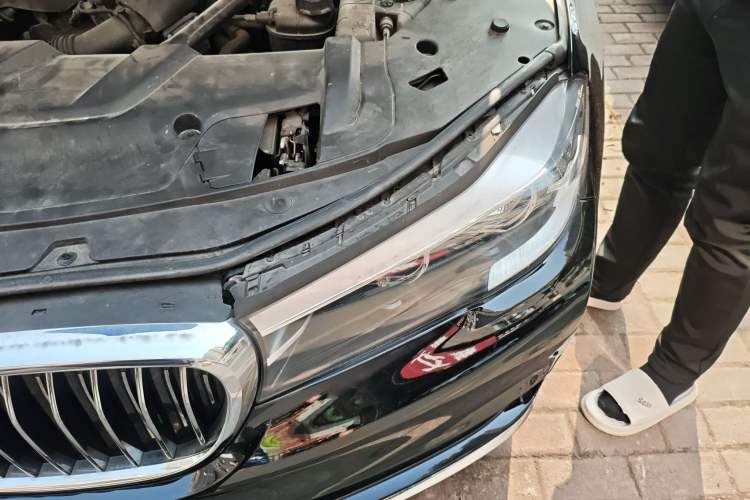 Used BMW 7 Series 2016 730Li Leading Model Engine Bay Left