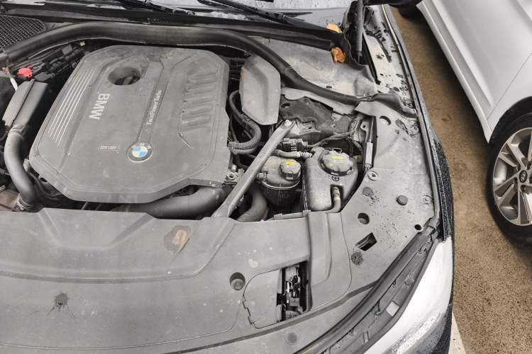 Used BMW 7 Series  Engine Bay Left
