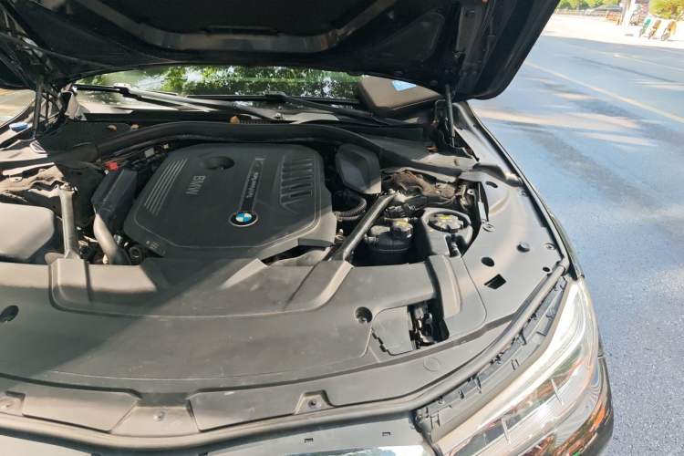 Used BMW 7 Series 2016 740Li Luxury Edition Engine Bay Left