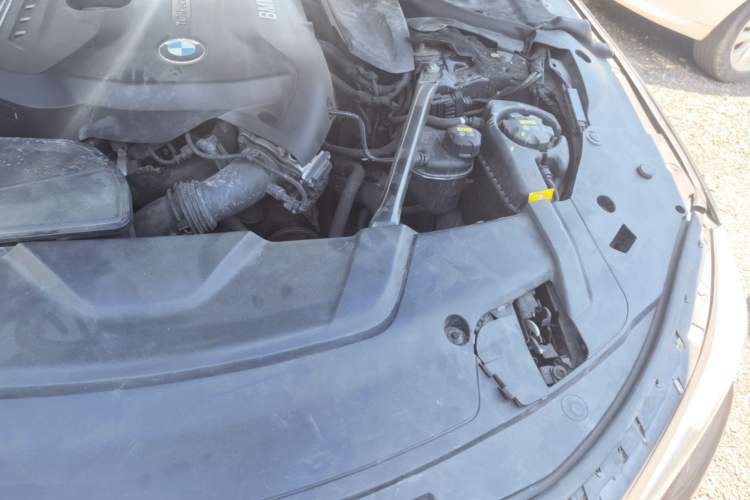 Used BMW 7 Series 2016 730Li Leading Model Engine Bay Left