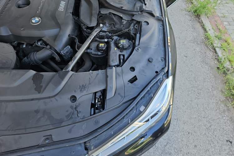 Used BMW 7 Series 2016 730Li Luxury Model Engine Bay Left