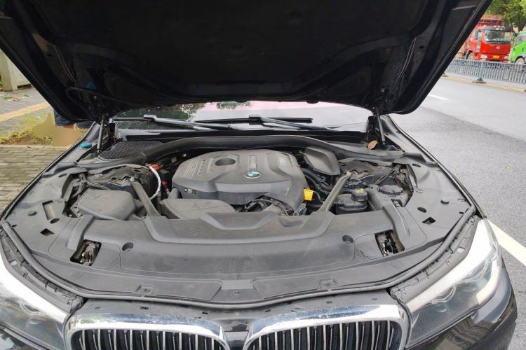 Used BMW 7 Series 2016 730Li Leading Model Engine Bay