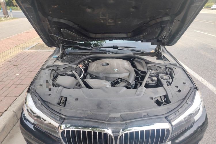 Used BMW 7 Series 2016 730Li Luxury Model Engine Bay