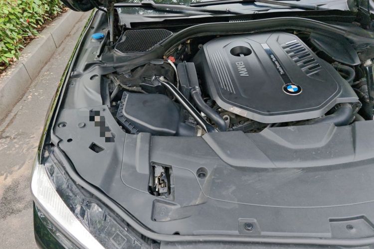 Used BMW 7 Series 2016 740Li Luxury Edition Engine Bay Right